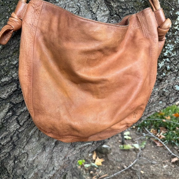 Frye Nora Knotted Hobo – Vintage Cognac Leather Shoulder Bag - Picture 2 of 12